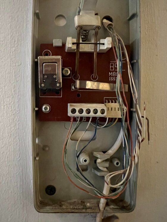 Flat A Bell System handset receiver internal wiring.jpg